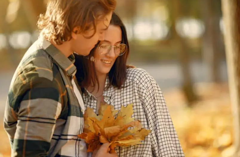 How to keep a relationship alive - Tips to stoke love